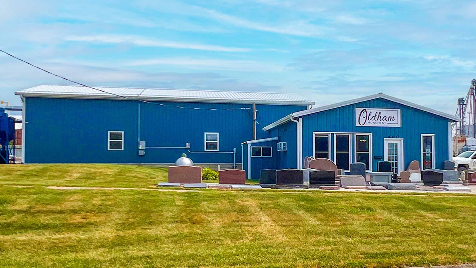 Oldham Monument | VisitMarceline.com